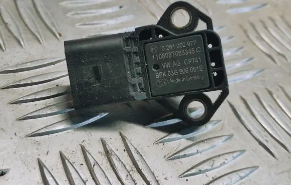 Audi A6 C7 Air pressure sensor 03G906051E