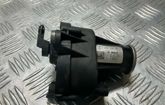 Mercedes-Benz C W204 Intake manifold valve actuator/motor A6511500094