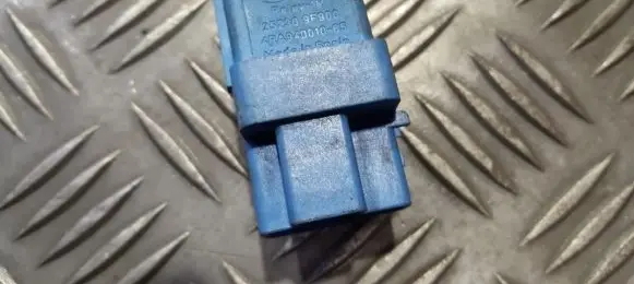Nissan Terrano Other relay 252309F900 4RA940010-65