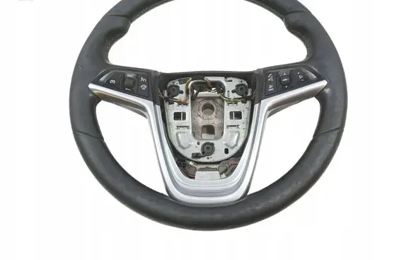 Opel Zafira C Steering wheel