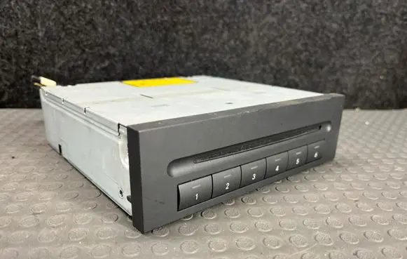 Mercedes-Benz ML W164 CD/DVD changer A2118706189