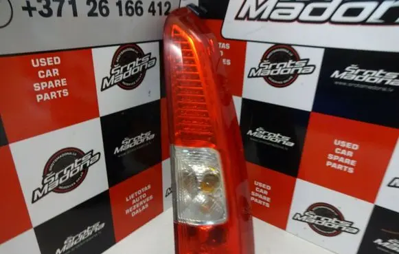 Volvo V70 Rear/tail lights 160986