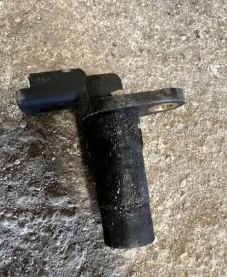 Renault Clio III Crankshaft position sensor 8200373566