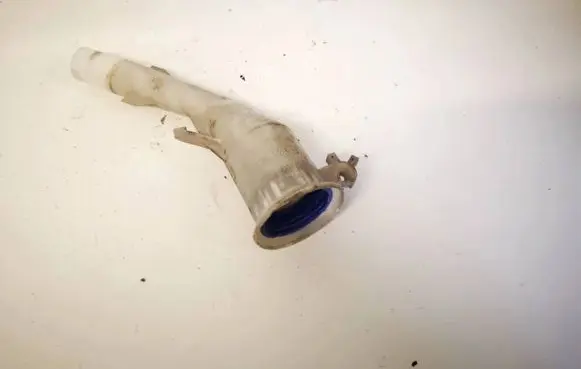Ford Focus Windshield washer fluid reservoir/tank e9001024 e9011019