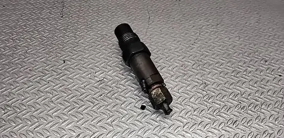 Ford Mondeo MK I Fuel injector LCR6705601E