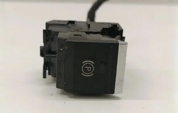 Skoda Enyaq iV Hand parking brake switch 5LA927225