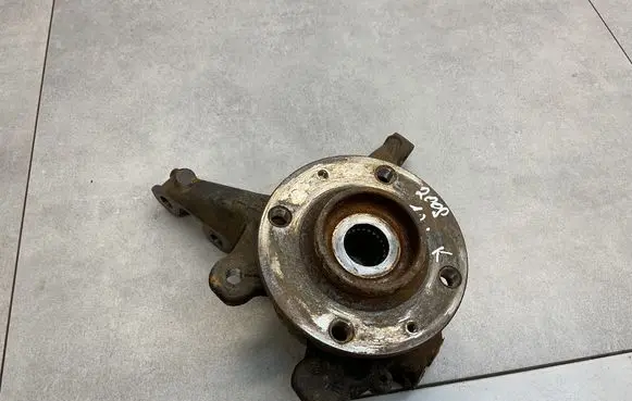 Peugeot 2008 II Front wheel hub 