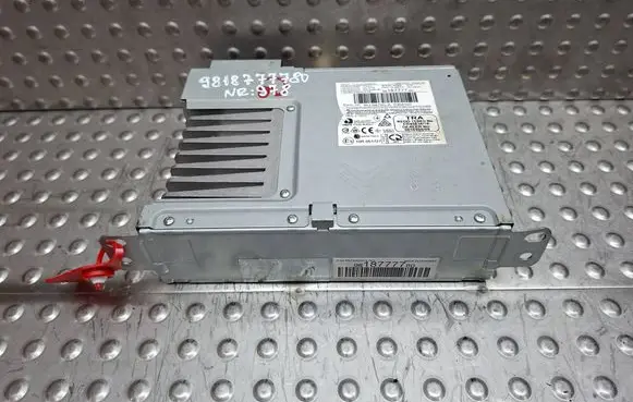 Radio/CD/DVD/GPS head unit