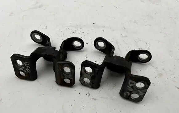 Toyota Land Cruiser (J120) Tailgate/trunk/boot hinge