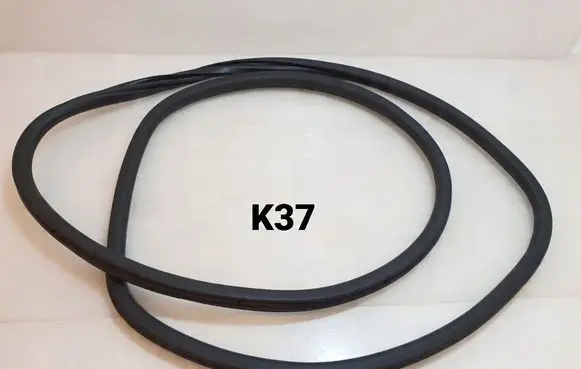 Peugeot 5008 II Rubber seal loading door 9811537480