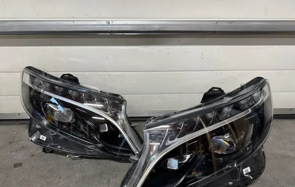 Mercedes-Benz Vito Viano W447 Headlights/headlamps set A4479063301 A4479063201