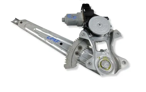 Nissan Leaf I (ZE0) Rear door window regulator with motor 827310V01B
