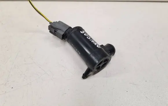 Subaru Legacy Windscreen/windshield washer pump