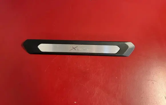 BMW X3 G01 Side skirt front trim 7410012