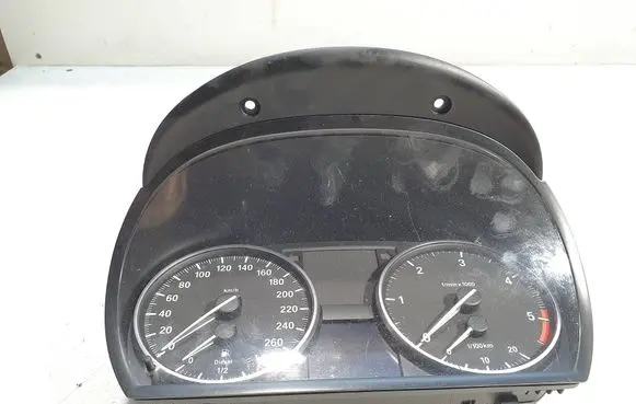 Speedometer (instrument cluster)