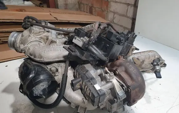 BMW 5 F10 F11 Turbo 8506381 8508091 8508092