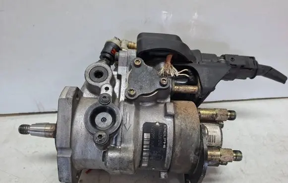 Fiat Doblo Fuel injection high pressure pump S27647460 R8640A121A