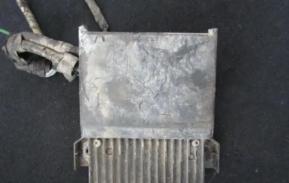 Fiat Ulysse ABS control unit/module 1471183080 b553717