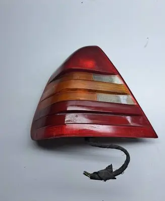 Mercedes-Benz C W202 Rear/tail lights 27365128S