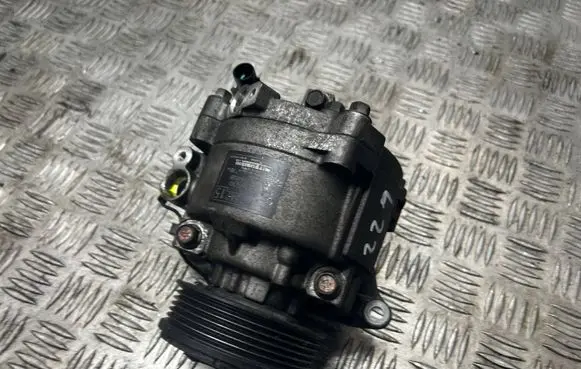 Citroen C-Crosser Air conditioning (A/C) compressor (pump) 7813A215