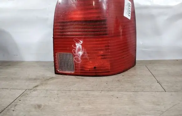 Volkswagen PASSAT B5 Rear/tail lights