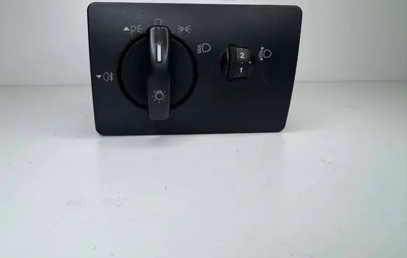 Light switch