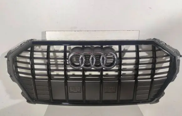 Audi Q3 F3 Front bumper upper radiator grill 83A853651F 83A853651E