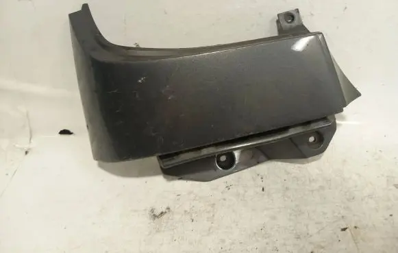 Nissan Primera Rear/tail light trim molding 78127AU200 3051P010
