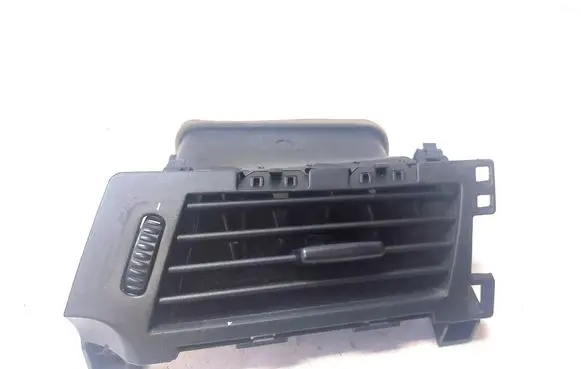 BMW 5 E60 E61 Dashboard air vent grill cover trim 05124001