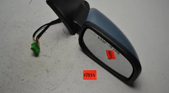 Volvo S60 Front door electric wing mirror 30634075