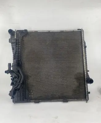 BMW X5 E53 Coolant radiator 17102248724
