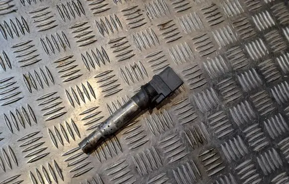 Volkswagen Touareg II High voltage ignition coil 022905715A