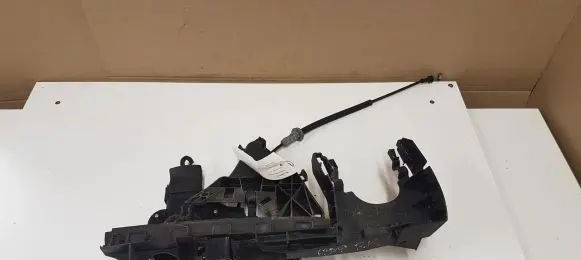Volvo V50 Front door lock 240007408