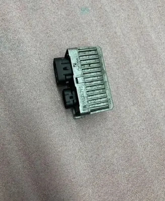 Opel Insignia A Glow plug pre-heat relay 55574293