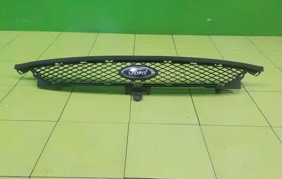 Ford S-MAX Front bumper upper radiator grill TP226
