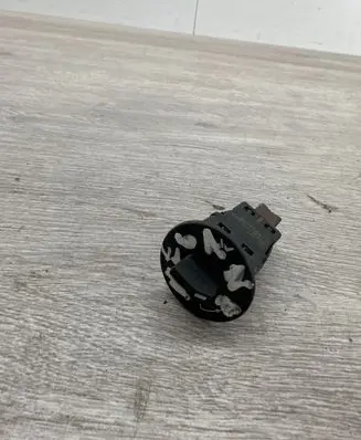Renault Scenic II - Grand scenic II Passenger airbag on/off switch 231701 81995427R G1701