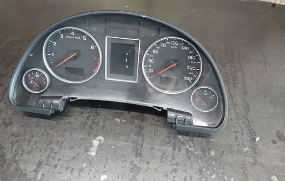 Audi A4 S4 B6 8E 8H Speedometer (instrument cluster) 8E0920900HX 0263626026