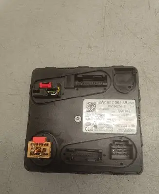 Audi A4 S4 B9 Comfort/convenience module 8W0907064AB 5DK01107911 8W0907064B