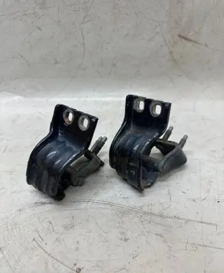 Volkswagen PASSAT B6 Tailgate/trunk/boot hinge 3C9827301E 3C9827302E