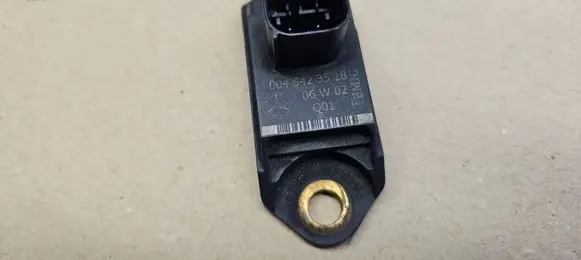 Mercedes-Benz SL R230 Acceleration sensor 0045423518 A0045423518