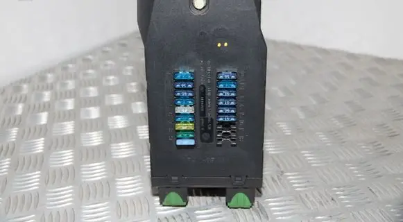 Volkswagen II LT Fuse module 0005400650