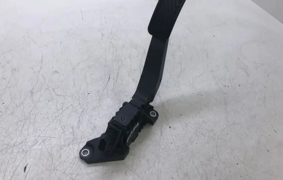 Ford Fiesta Accelerator throttle pedal H1BC9F836A1D