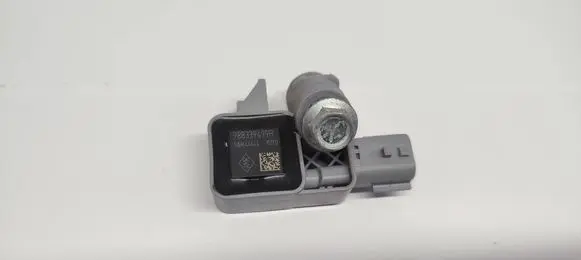 Renault Clio IV Airbag deployment crash/impact sensor 988339499R 151112 5WK44444