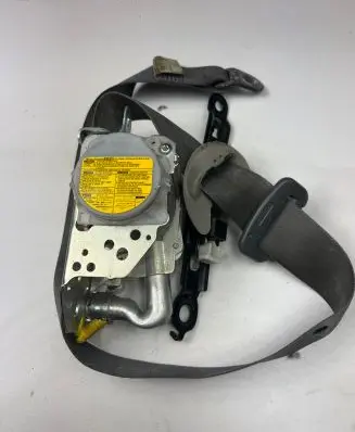Toyota Prius (XW20) Front seatbelt J090301