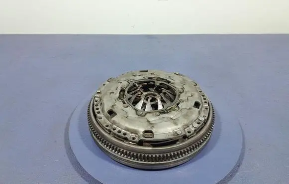 Volkswagen Golf Plus Clutch set kit 415025010