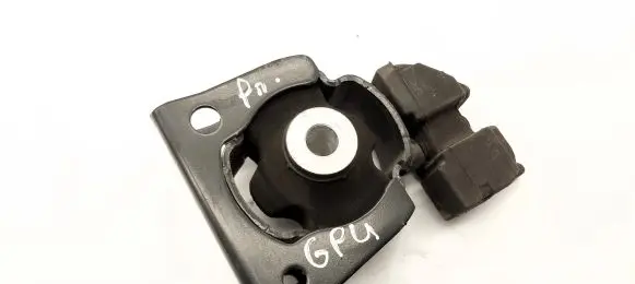 Toyota Prius (XW30) Engine mount bracket