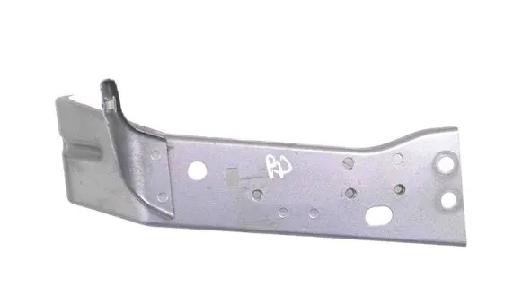 Mazda 3 II Fender mounting bracket