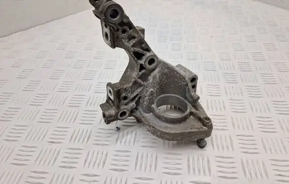 Mercedes-Benz A W177 AMG Engine mounting bracket A2822231100 397741430R