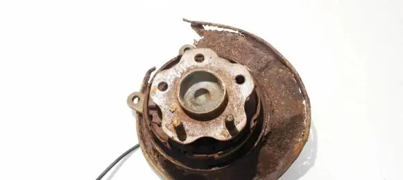 Nissan Qashqai Rear wheel hub
