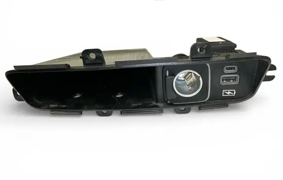 Chrysler Pacifica USB socket connector 68480124AB 35501200
